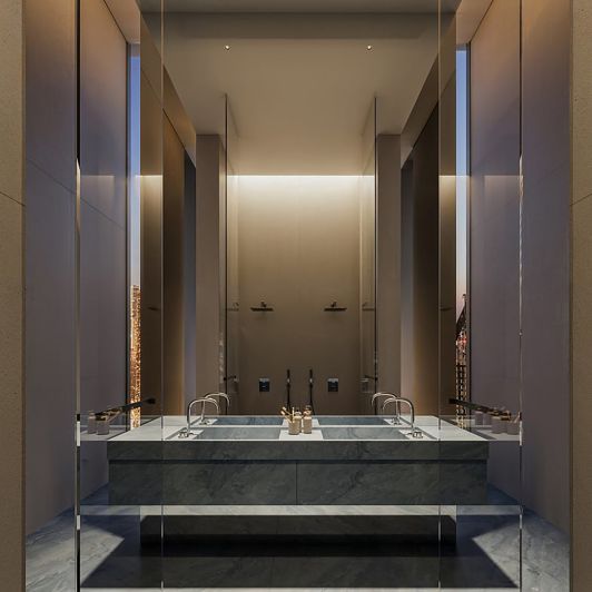 Image No.21-5 Bed Apartment for sale