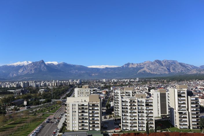 Image No.10-3 Bed Apartment for sale