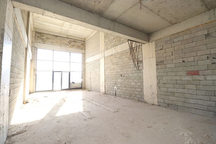 Image No.21-Commercial for sale