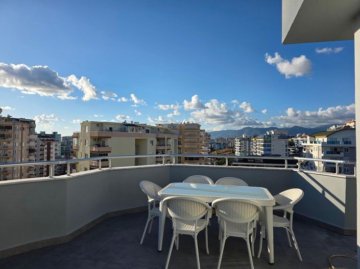 Image No.22-4 Bed Apartment for sale