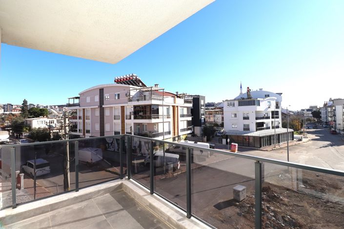 Image No.24-4 Bed Apartment for sale