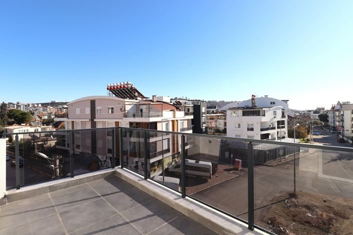 Image No.25-4 Bed Apartment for sale