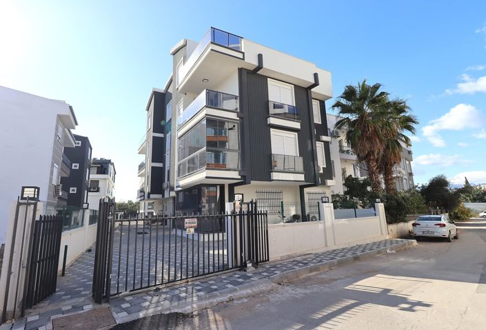 Image No.6-4 Bed Apartment for sale