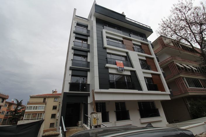 Image No.3-3 Bed Apartment for sale