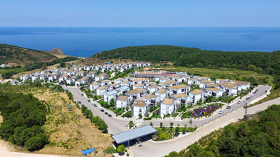 Exterior 1