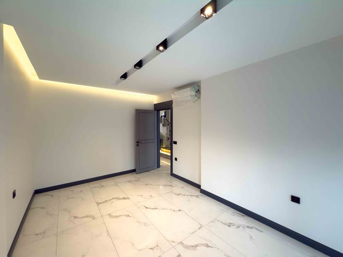 Image No.32-4 Bed House/Villa for sale