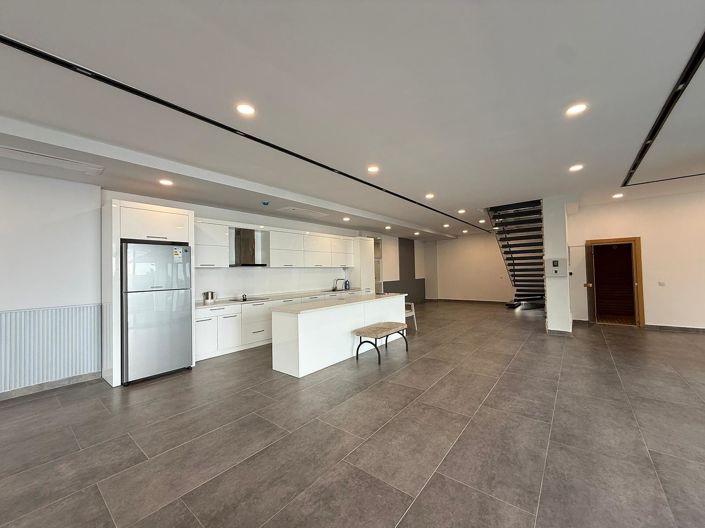 Image No.23-6 Bed House/Villa for sale