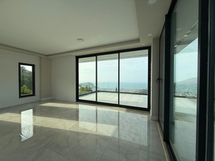 Image No.29-6 Bed House/Villa for sale