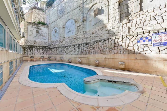 Image No.11-4 Bed Apartment for sale