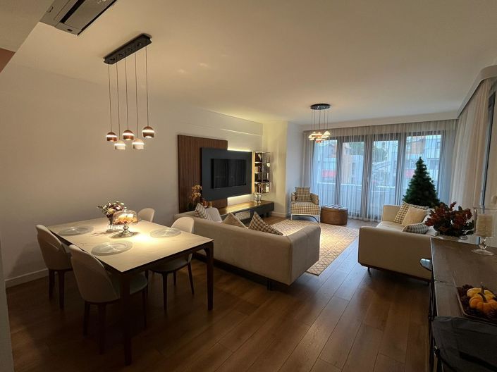 Image No.17-3 Bed Apartment for sale