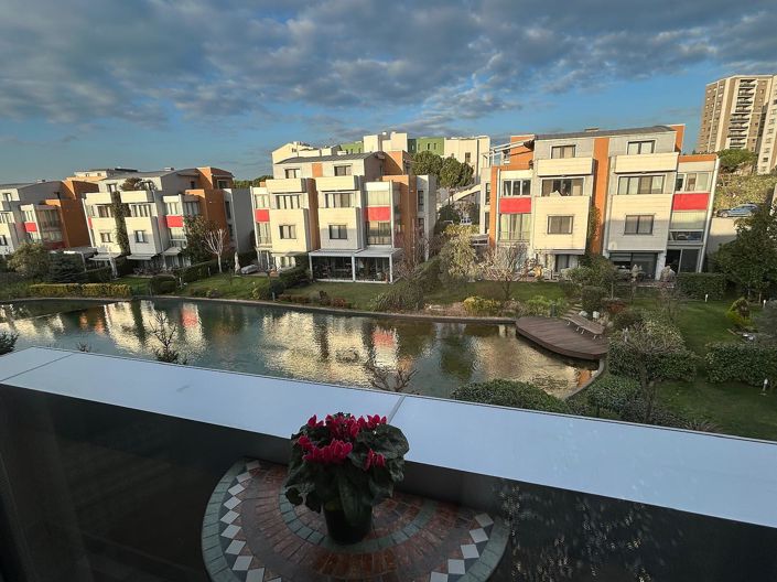 Image No.35-3 Bed Apartment for sale