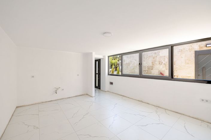 Image No.17-2 Bed House/Villa for sale