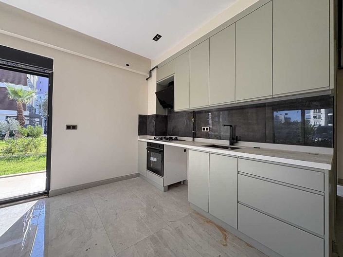 Image No.15-2 Bed Apartment for sale