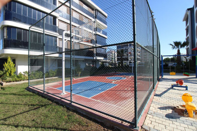 Exterior 3