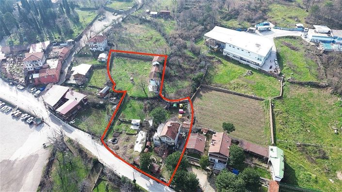 Image No.2-8 Bed Commercial for sale