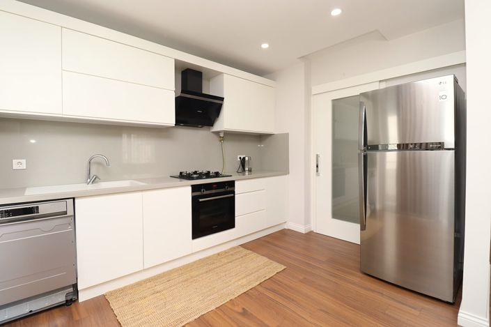 Image No.18-2 Bed Apartment for sale