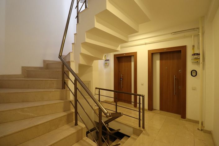 Image No.9-2 Bed Apartment for sale