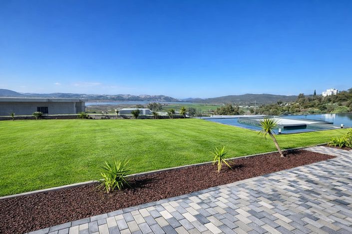 Image No.11-2 Bed Apartment for sale