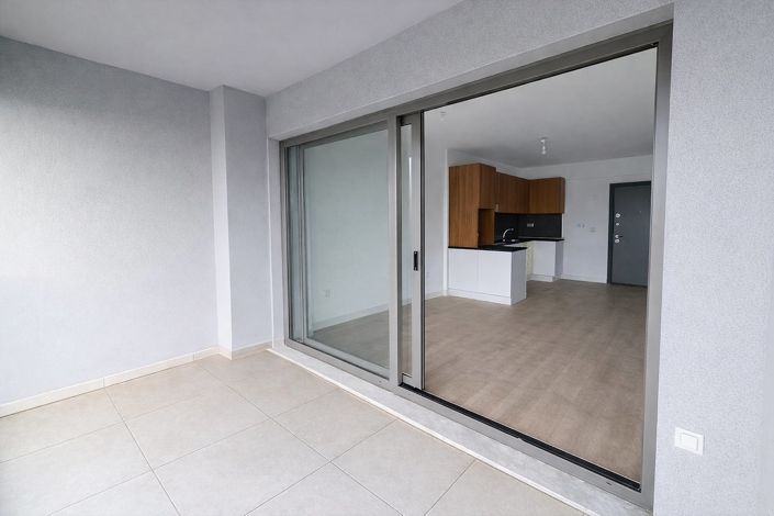 Image No.16-2 Bed Apartment for sale