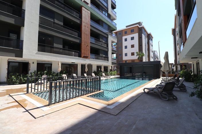 Image No.10-3 Bed Apartment for sale