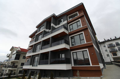 Exterior 3