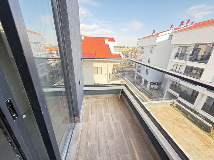 Image No.16-2 Bed Apartment for sale