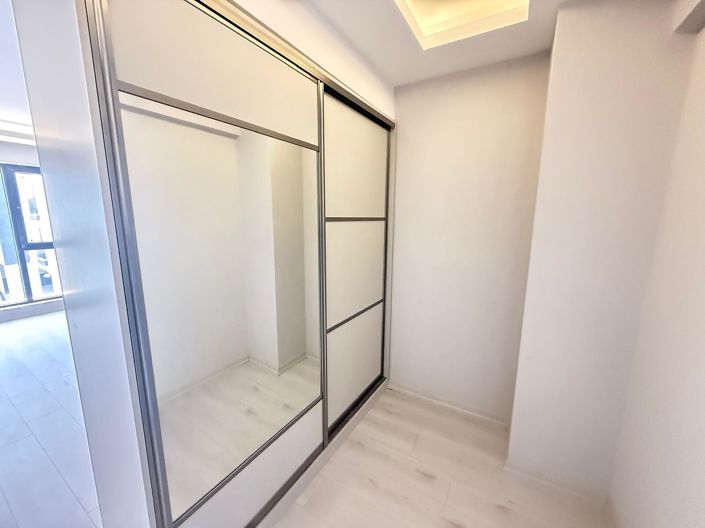 Image No.15-3 Bed Apartment for sale