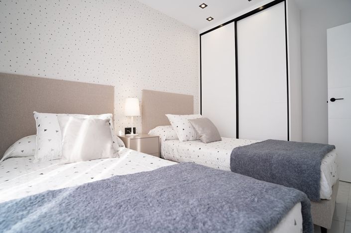 Image No.16-2 Bed Apartment for sale