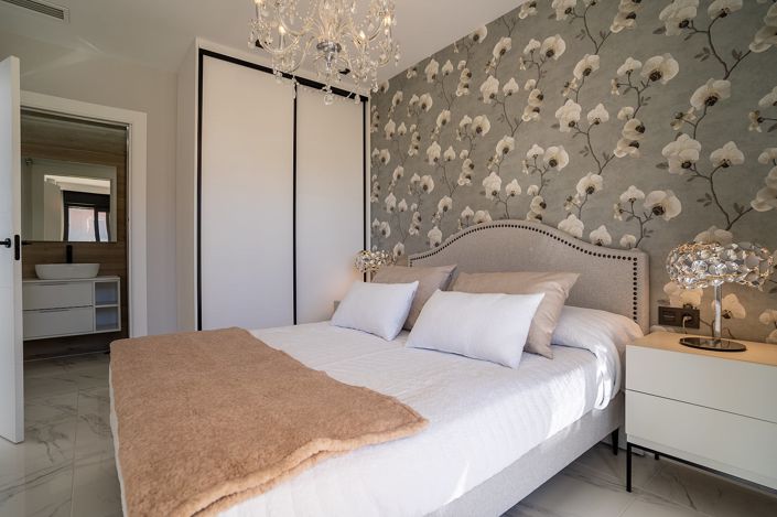 Image No.17-2 Bed Apartment for sale