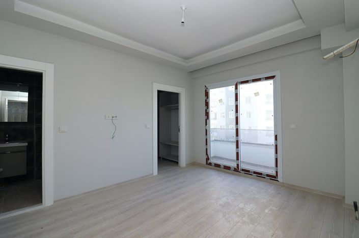 Image No.22-2 Bed Apartment for sale