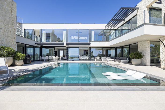 Image No.2-5 Bed House/Villa for sale