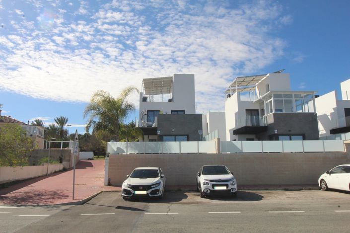 Image No.13-3 Bed House/Villa for sale