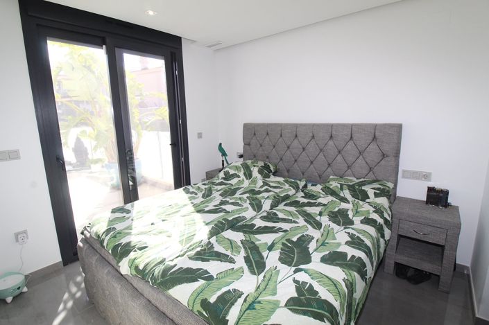 Image No.19-3 Bed House/Villa for sale