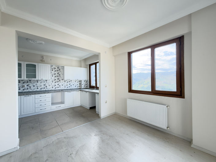 Image No.6-4 Bed Apartment for sale