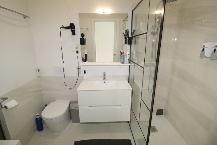 Image No.28-3 Bed Apartment for sale