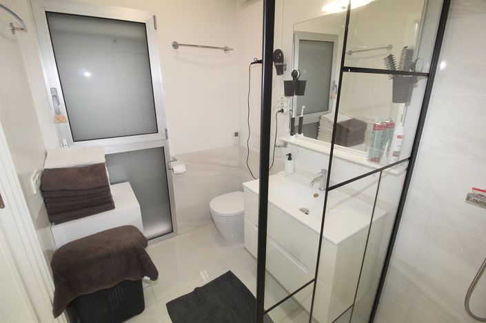 Image No.29-3 Bed Apartment for sale