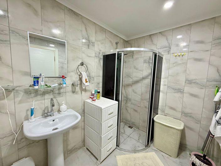 Image No.28-2 Bed Apartment for sale