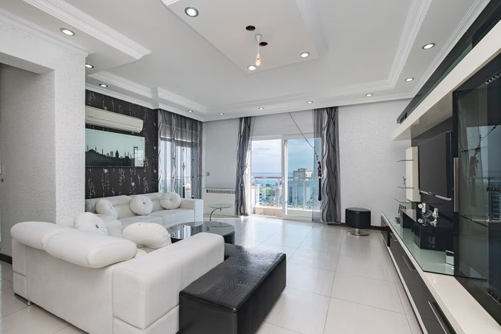 Image No.17-5 Bed Apartment for sale