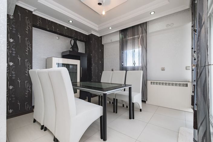 Image No.22-5 Bed Apartment for sale