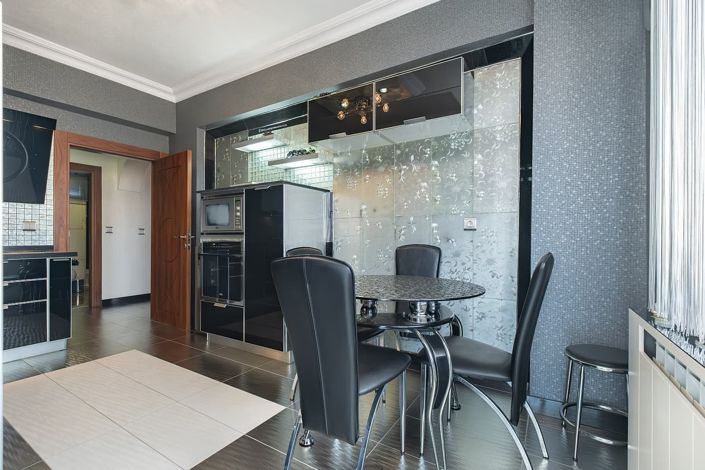 Image No.27-5 Bed Apartment for sale