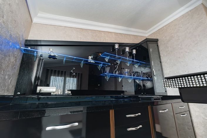 Image No.38-5 Bed Apartment for sale