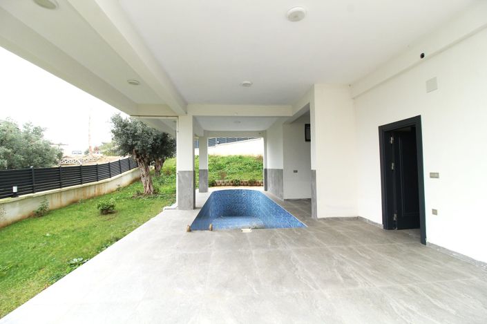 Image No.7-4 Bed House/Villa for sale
