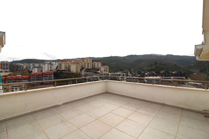 Image No.36-5 Bed Apartment for sale