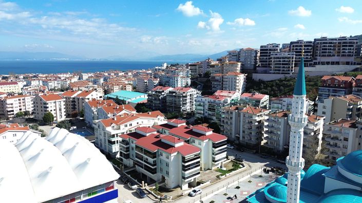 Image No.8-5 Bed Apartment for sale