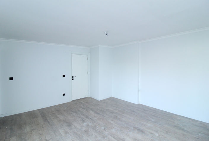 Image No.19-3 Bed Apartment for sale