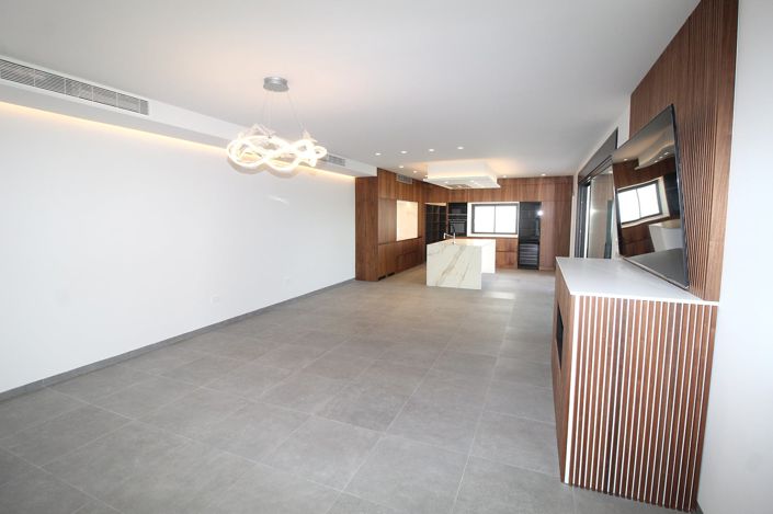 Image No.20-5 Bed House/Villa for sale