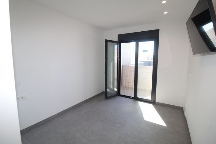 Image No.32-5 Bed House/Villa for sale