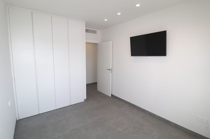 Image No.35-5 Bed House/Villa for sale