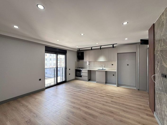 Image No.9-2 Bed Apartment for sale