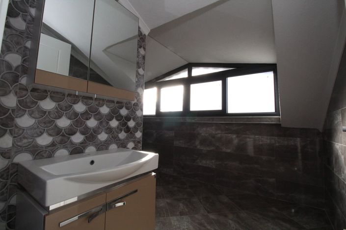 Image No.44-4 Bed House/Villa for sale